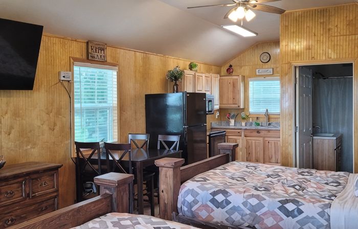 Cute Brand New Coastal Cabins