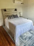 The Limestone Lodge<br>A peaceful, rustic destination you won’t want to leave! - Homestays