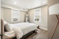 Seaside Escape, Steps to Beach & Boardwalk, Parking & Badges - 4-Star