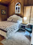 Romantic beach home with golf cart Remodeled Coastal charm - 4 星級