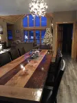 Newer Modern Lodge! Central Black Hills, 4 Bdrms/2 Baths-15 Min. to Mt. Rushmore - 4-Star