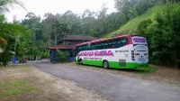 Lembin Village Sdn Bhd - parking