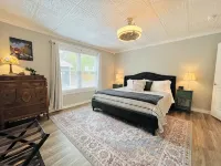 Spacious Vintage Gem - Big Yard - Close to Downtown & Schreiner - Dogs Welcome! - 4つ星