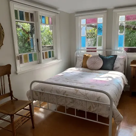 Florence Cottage, 10 minutes from Hunter Valley Vineyards. Family friendly.