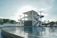 The Blessed Purple Bamboo Beach Resort - Beach