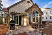 Stunning Golf Views on Pinehurst National No. 9. A Luxurious Retreat Awaits. - WiFi