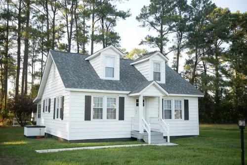 Mid-century modern meets classic cape on the coast. - 3-Star