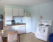 Port Loring Northland Motel - parking