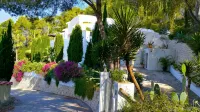 NEW APARTMENT (a pool for two apartment) SMALL GARDEN SEA VIEW - Wi-Fi