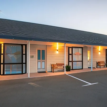 Coronation Park Motels
