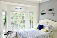 Island Retreat - Private Pool, 2 Golf Carts, Boat Slip, Walk to the Beach - Beach