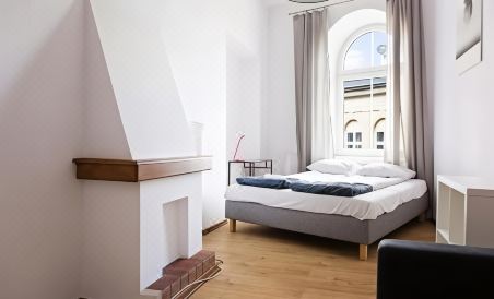 Folk Deluxe - Housity