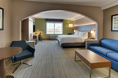 Holiday Inn Express & Suites Columbus - Fort Moore Hotels in Columbus