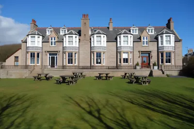 Kilmarnock Arms Hotel Hotels in Port Erroll