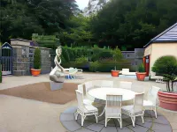 Tre-Ysgawen Hall & Spa