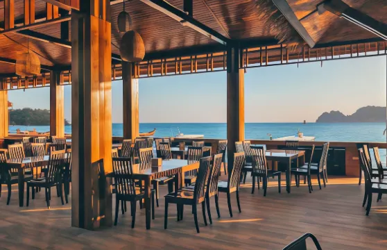 皮皮島安達曼海灘度假村