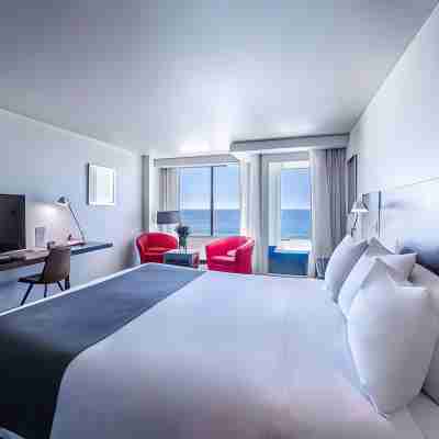 Radisson Blu Acqua Hotel and Spa Concon Rooms