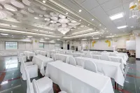 Gaya Hotel