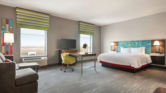 Hampton Inn by Hilton Brooklyn Park Minneapolis