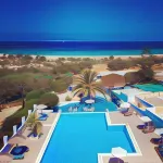 Villa Faros Apartments فنادق في Skhoinoussa