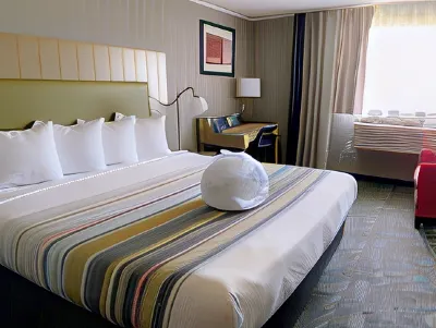 Country Inn & Suites by Radisson, Delta Park North Portland