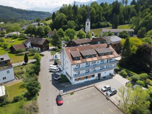 Hotel-Gasthof Lowen