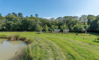 Sunset Cabins at the Oaks Woodland Retreat