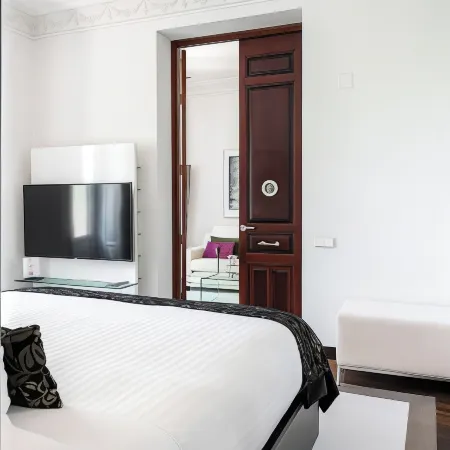 Hospes Puerta de Alcalá, a Member of Design Hotels