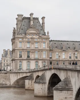 Bourgogne & Montana Hôtels à proximité de L'Immortalité Devançant le Temps