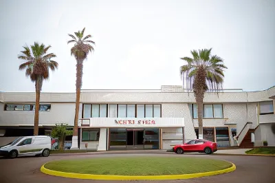 Panamericana Hotel Arica Hoteles cerca de Cerro Sombrero