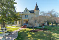Chateau Coralini
