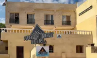 Pyramids Height Hotel & Pyramids Master Scene Rooftop