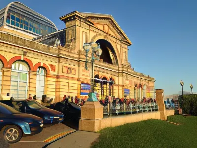 Roseview Alexandra Palace Hotel Các khách sạn gần Alexandra Palace