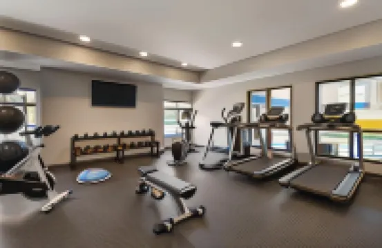 Microtel Inn & Suites by Wyndham Ladysmith Oyster Bay
