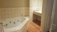 Alexandra Place Hotels in Bendigo