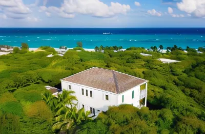 Pink Sands Resort Hotel in zona Harbor Island