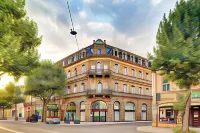 Hotel National - parking