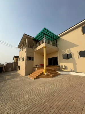 Chester Hill Residence Hotels in Amasaman