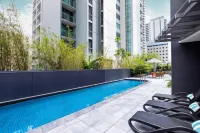 Mantra on Mary - Rooftop Pools