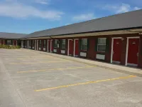 Green Country Inn - parking