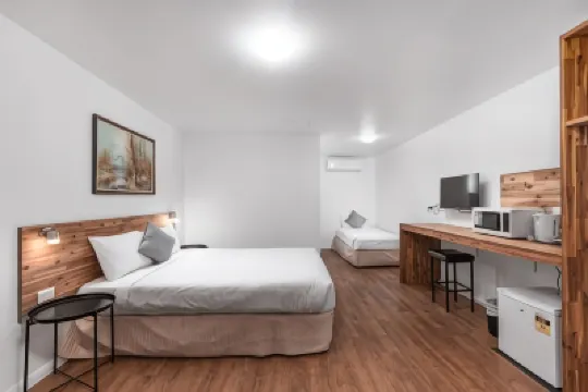Econo Lodge Lilydale Hotels in 