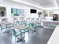 太陽 1 號伊麗莎白港飯店 碼頭啤酒廠附近的飯店