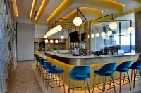 Courtyard Hotel Waterfall City - bar
