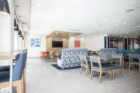 Holiday Inn Express & Suites TAMPA STADIUM - AIRPORT AREA by IHG - Aamiainen