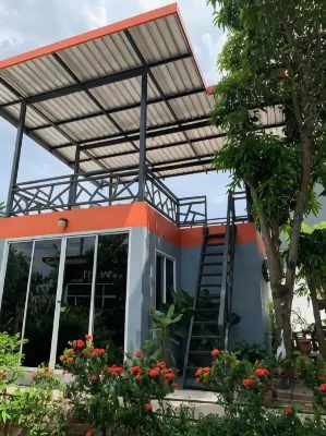 Meephawa Resort Hotels in Bang Khonthi