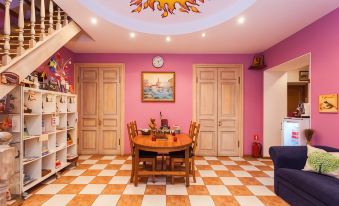Italian rooms and apartments "Pio" on Mokhovaya str. 39