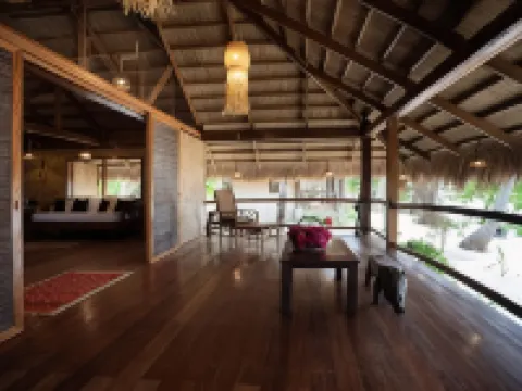 ฟลาวเวอร์ไอส์แลนด์ รีสอร์ท โรงแรมในTaytay