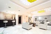 Golden Rose Suites Hotels in Kamisiana