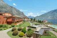 Hotel du Lac Hotels in der Nähe von Li.Ma. Di Righi Maurizio E C. S.A.S.