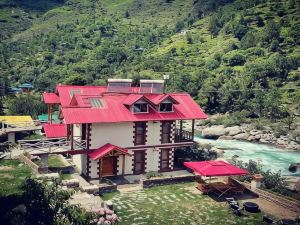 Offbeat Abodes - Tirthan Valley